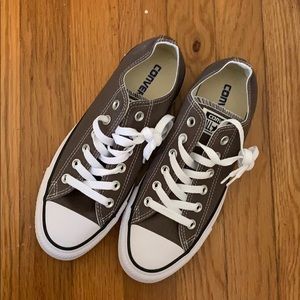 Grey converse sneakers